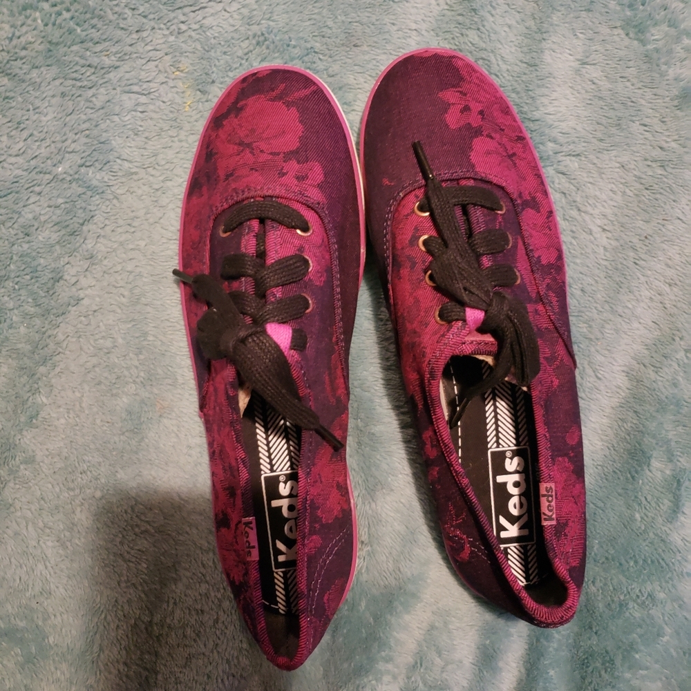 Brand new Women's or youths keds sneakers[6]